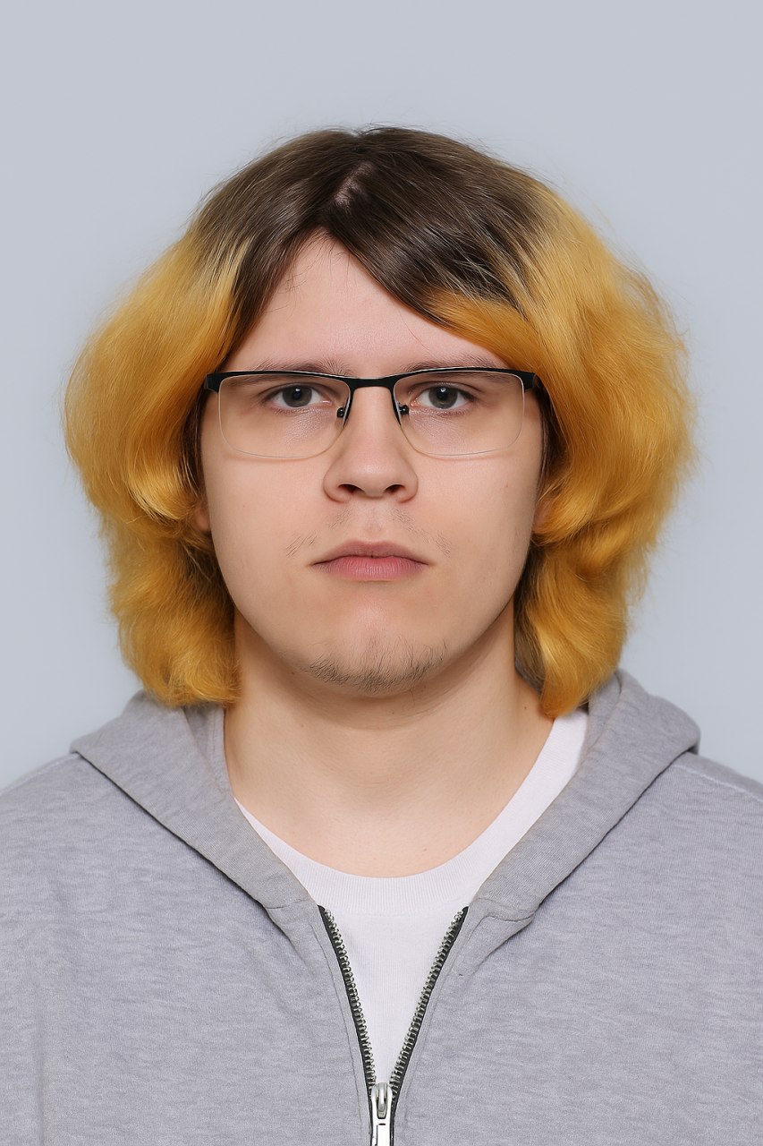 Даниил Николаев
